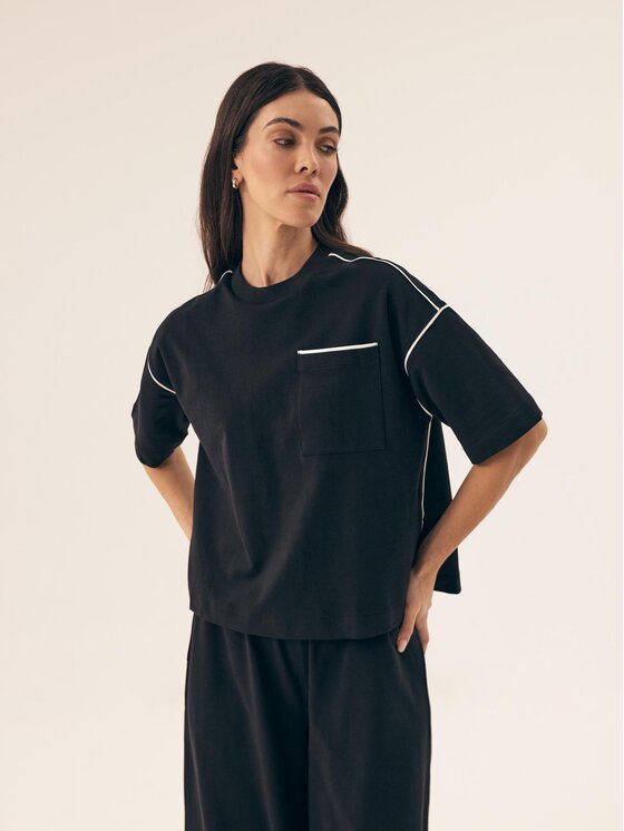 Esotiq Esotiq Komplet t-shirt i spodnie materiałowe 43141 Czarny Regular Fit