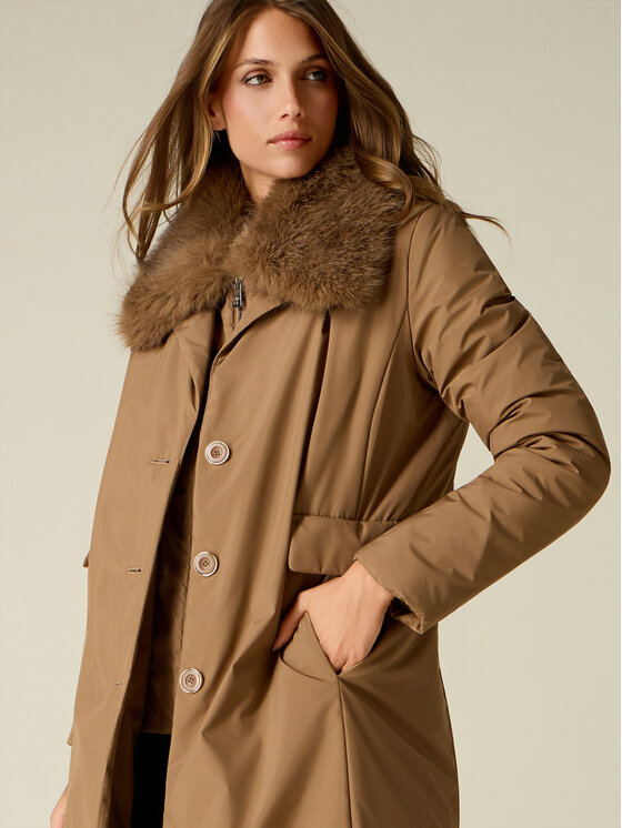 Oltre Oltre Giubbotto piumino F035R001537N012 Crema Over Fit
