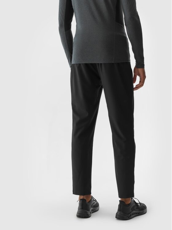 4F 4F Pantaloni da tuta 4FWAW24TFTRM684-20S Nero Regular Fit