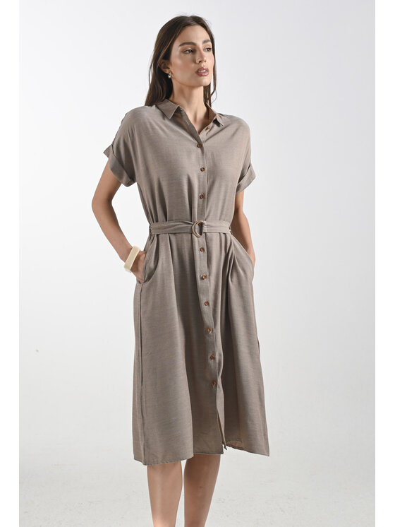 Femestage Femestage Košilové šaty Femestage ESSENTIAL LINE DRE2680-016 Hnědá Regular Fit