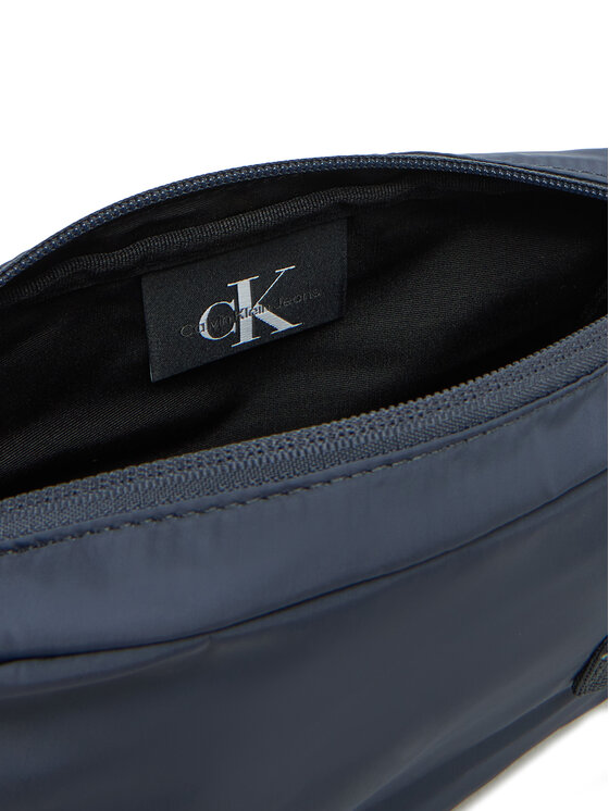Calvin Klein Jeans Calvin Klein Jeans Umhängetasche Sport Essentials Ut Flap Cb22 LV04G3031G Dunkelblau