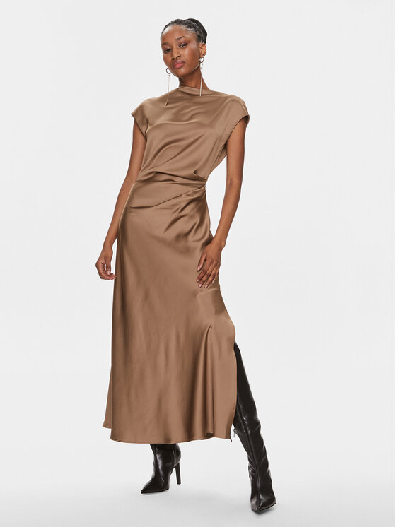Imperial Imperial Kokteilikleit AEAOGBA Pruun Regular Fit