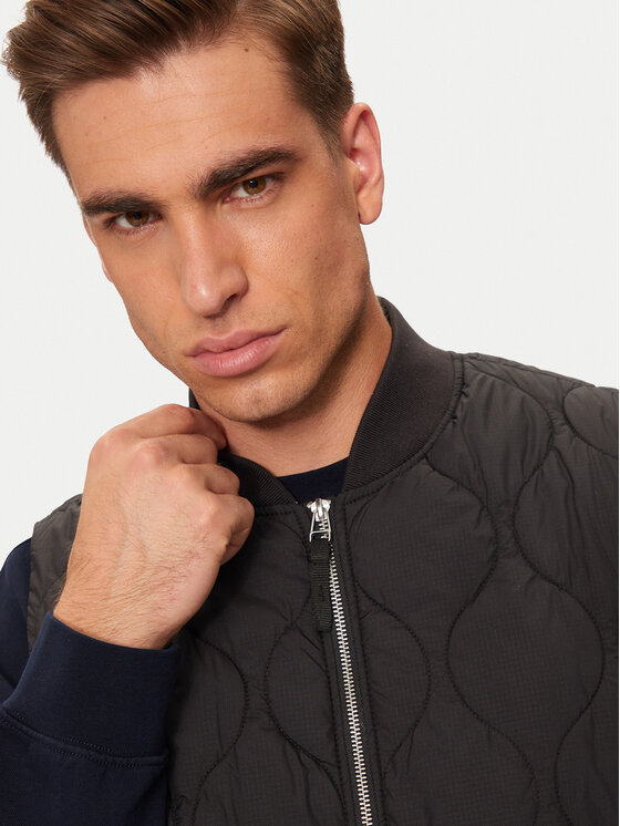 Jack&Jones Jack&Jones Prsluk Koda 12258386 Crna Regular Fit