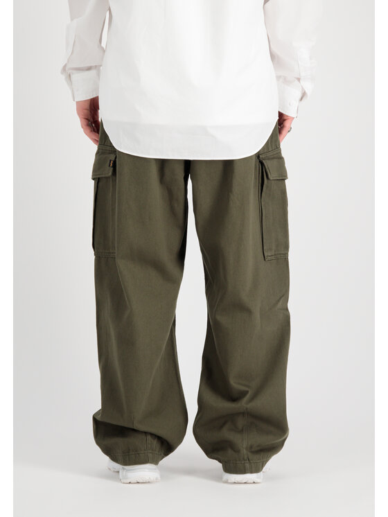 Alpha Industries Alpha Industries Spodnie cargo Aircraft Pant Zielony Relaxed Fit