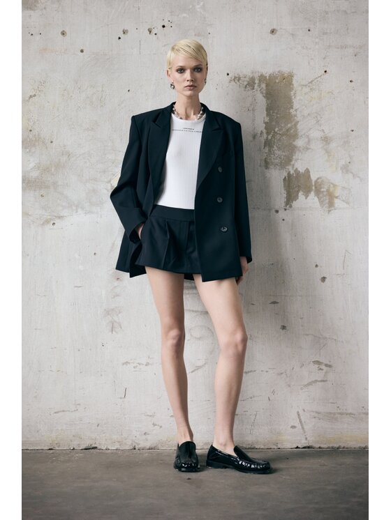 Laretaggio Laretaggio Szorty materiałowe Paccio wool shorts Czarny Perfect Fit