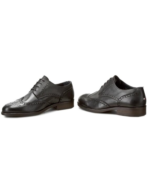 Tommy Hilfiger Tommy Hilfiger Κλειστά παπούτσια Dominic 1A FM56821924 Μαύρο