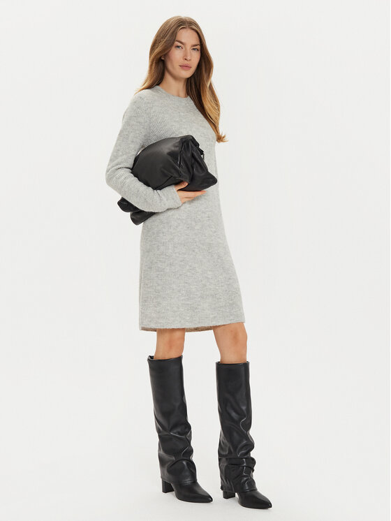 Pieces Pieces Úpletové šaty Ellen 17126082 Sivá Regular Fit