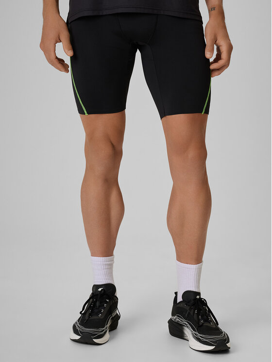 4F 4F Szorty sportowe FLOW MOTION Czarny Slim Fit