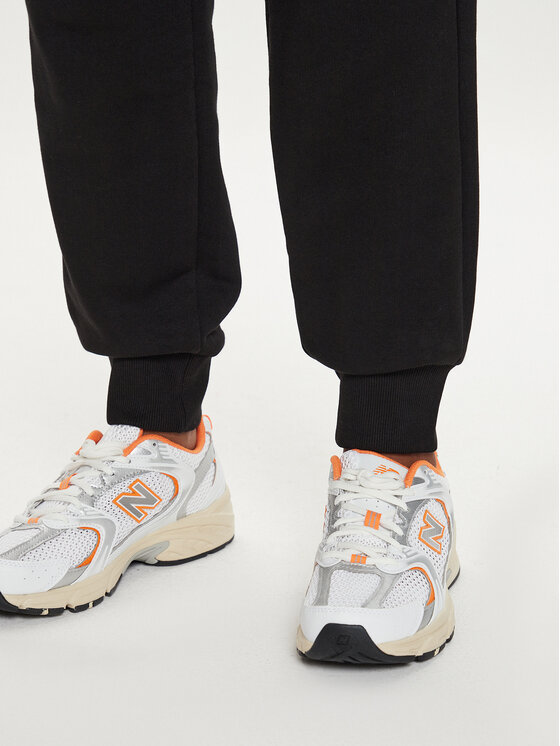 Fila Fila Долнище анцуг Buetzow FAW0701 Черен Regular Fit