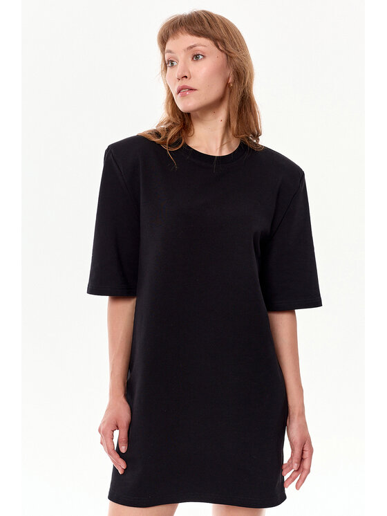 MANDRAGORA MANDRAGORA Vestito di maglia Raya Nero Straight Fit