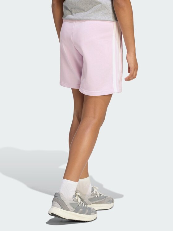 adidas adidas Szorty materiałowe 158770 Fioletowy Regular Fit