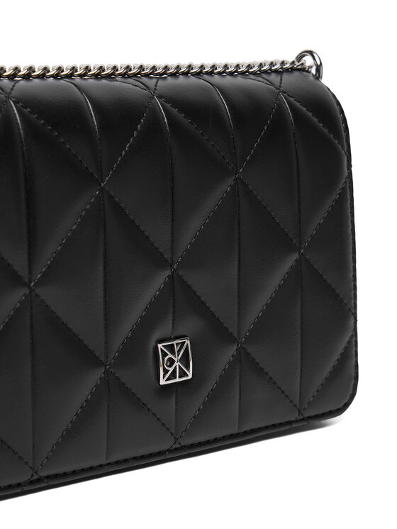 Calvin Klein Calvin Klein Torebka Quilted Mini Chain Bag LV04F3321G Czarny