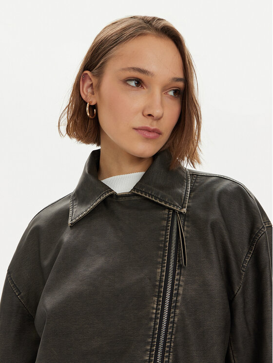 Gina Tricot Gina Tricot Jakna od imitacije kože 21998 Crna Oversize