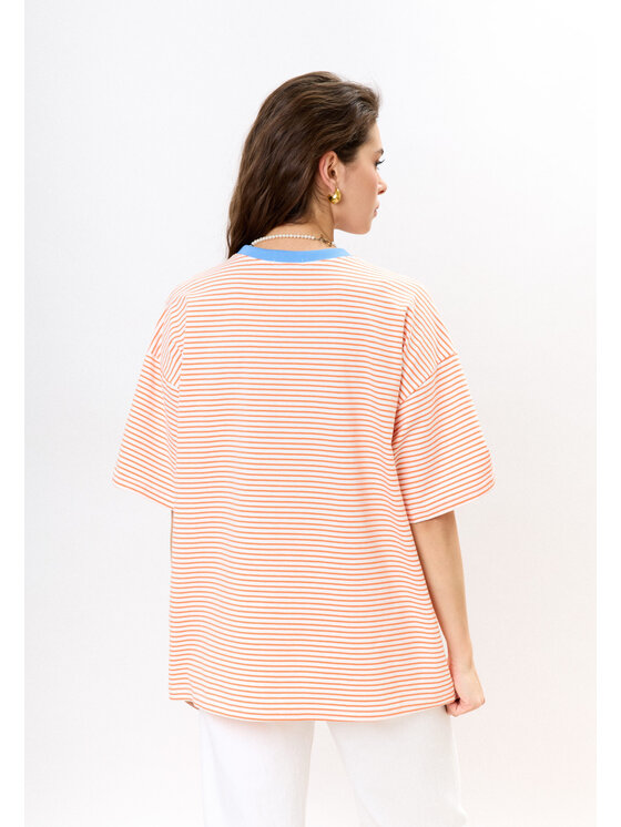 Mirons Mirons T-Shirt Print Biały Oversize