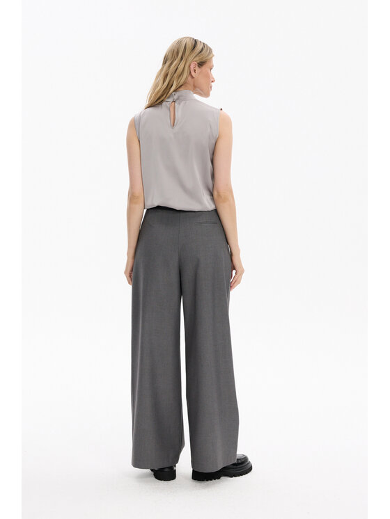 Deni Cler Milano Deni Cler Milano Spodnie materiałowe T-DC-5285-F5-40-80-1 Szary Loose Leg