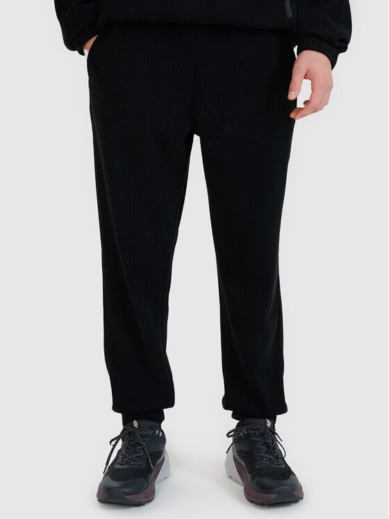 4F 4F Jogger 4FRSS25TTROM1476-20S Μαύρο Regular Fit