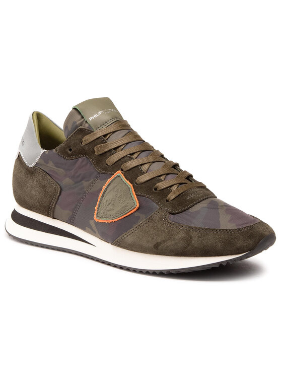 Sneakers and Apparel - Philippe Model Paris