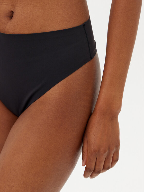 Hunkemöller Hunkemöller Kalhotky string Smooth 206773 Černá