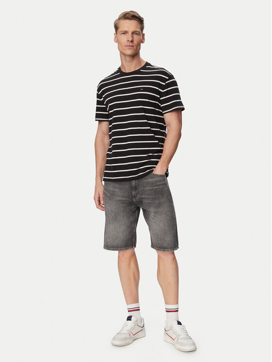 Tommy Jeans Tommy Jeans Jeans kratke hlače Otis DM0DM23066 Črna Regular Fit