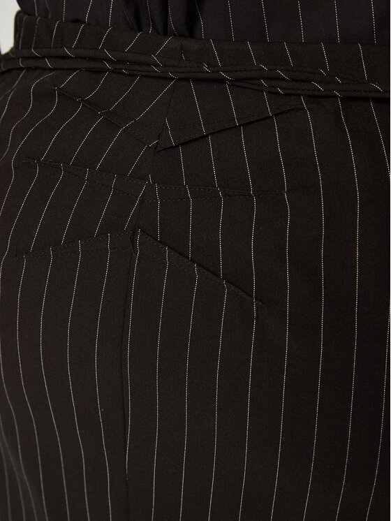 Patrizia Pepe Patrizia Pepe Mini krilo 8G0410/A457-F1OO Črna Regular Fit