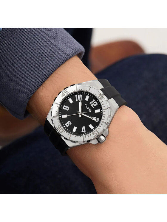 Guess Guess Zegarek GW0906G1 Czarny