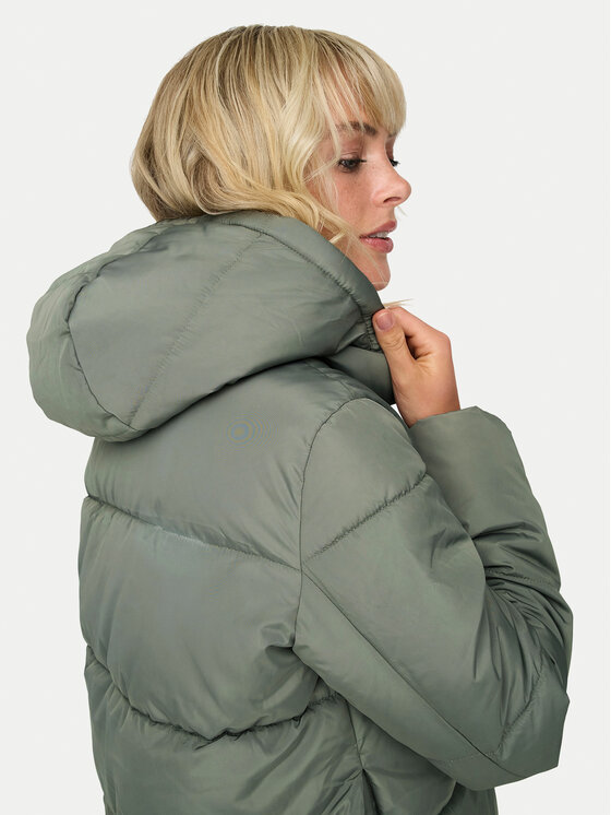ONLY ONLY Žieminė striukė New Nora 15304792 Žalia Regular Fit