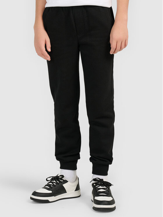 4F 4F Pantaloni da tuta 4FJWMM00TTROM1840-20S Nero Jogger Fit