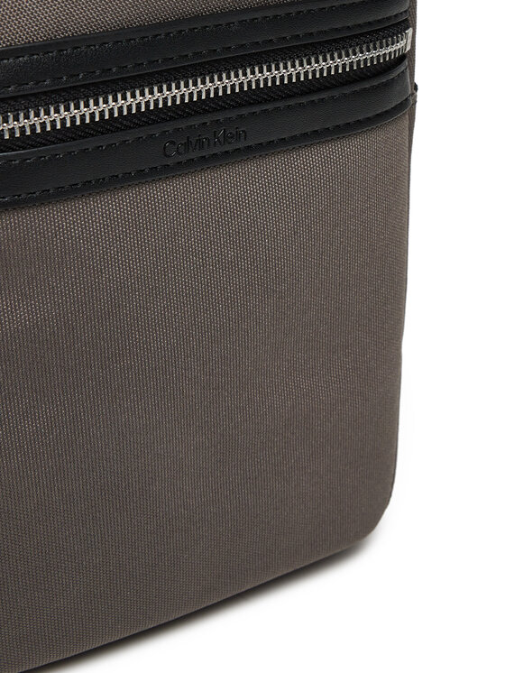 Calvin Klein Calvin Klein Τσαντάκι Contrast Reporter LV04D3175G Γκρι
