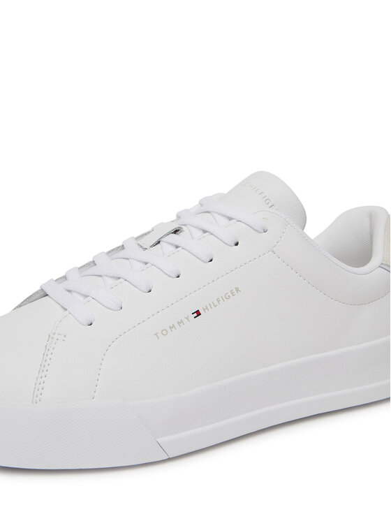 Tommy Hilfiger Tommy Hilfiger Laisvalaikio batai Th Court Lth Detail Ess FM0FM05367 Balta