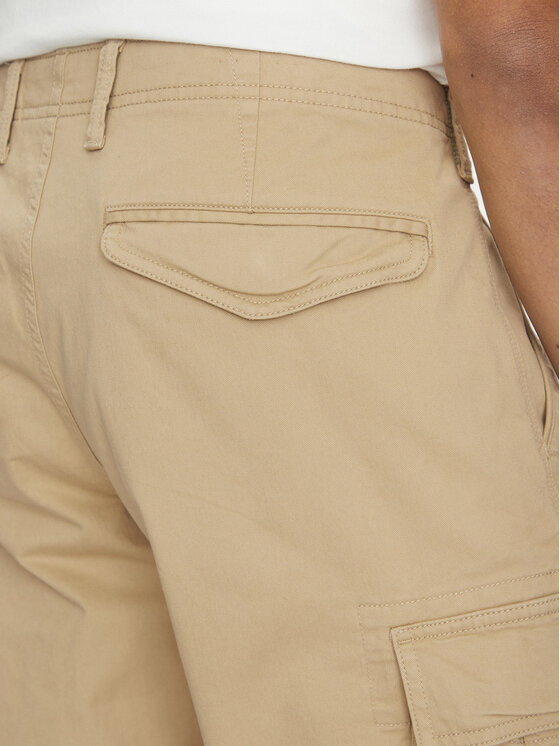 Gap Gap Szövet rövidnadrág 880822-00 Khaki Relaxed Fit