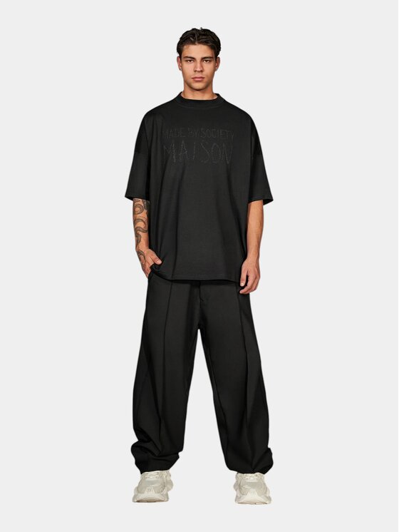 MADE BY SOCIETY MADE BY SOCIETY T-Shirt Private View - T17839 Czarny Basic Fit