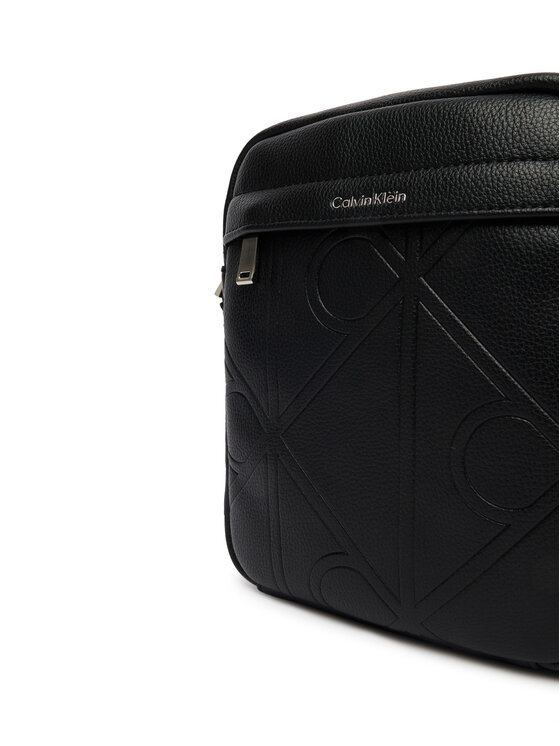 Calvin Klein Calvin Klein Maža rankinė Emblem Aop Emboss Reporter LV04D3331G Juoda