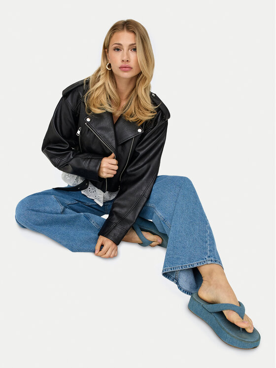 ONLY ONLY Jacke aus Kunstleder Vera 15321935 Schwarz Regular Fit