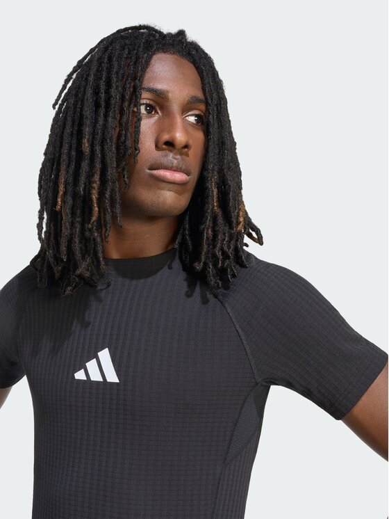 adidas adidas Koszulka techniczna 165074 Czarny Fitted Fit