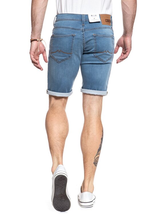 Mustang Mustang Pantaloncini di jeans CHICAGO SHORT Blu Slim Fit