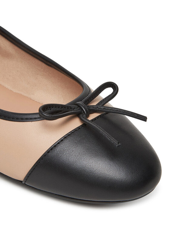 Tommy Hilfiger Tommy Hilfiger Balerina Toe Cap Leather Ballerina FW0FW08759 Ekru