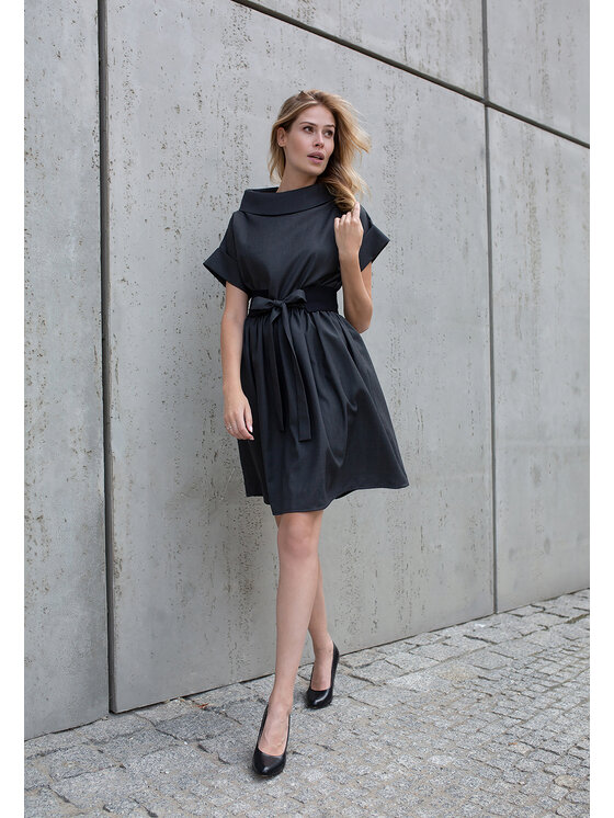 Kasia Zapała Kasia Zapała Sukienka letnia Audrey Czarny Regular Fit