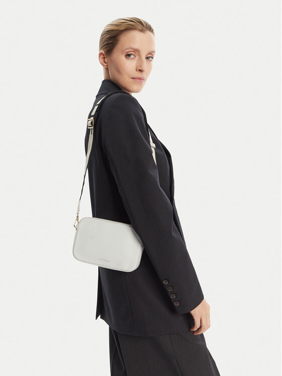 Coccinelle Coccinelle Handtasche MN5 Tebe E5 MN5 55 I1 01 Himmelblau