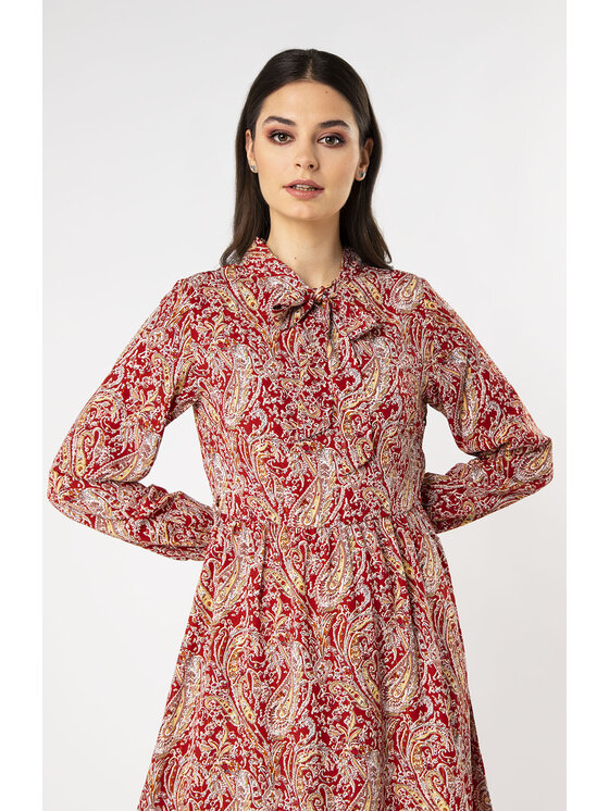 QUIOSQUE QUIOSQUE Každodenné šaty PALERMO DRESS Červená Regular Fit