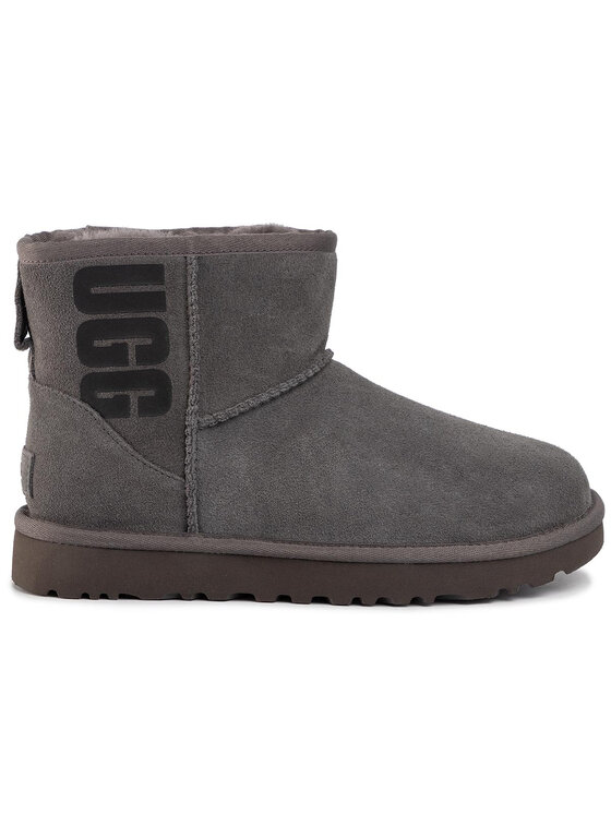 rubber logo ugg