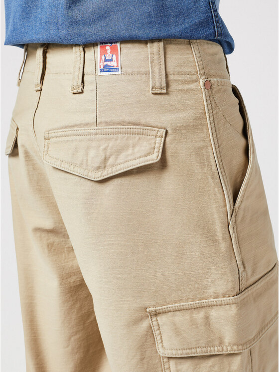Wrangler Wrangler Szorty materiałowe CASEY CARGO SHORT Beżowy Regular Fit