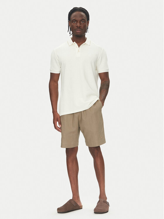 Emporio Armani Emporio Armani Kratke hlače iz tkanine EM000681 AF12356 U6189 Rjava Regular Fit