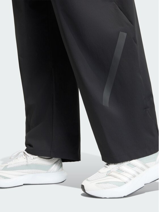 adidas adidas Spodnie materiałowe 159193 Czarny Loose Fit