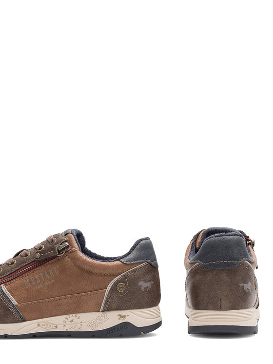 Mustang Mustang Scarpe basse 4106-306 Marrone