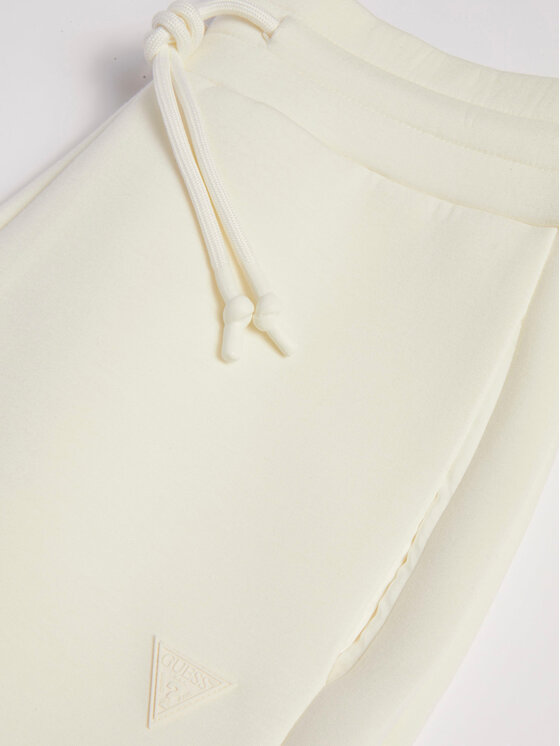 Guess Guess Pantaloni scurți sport Elly V2YD10 K7UW2 Alb Relaxed Fit