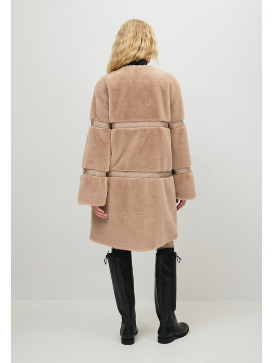 BIZUU BIZUU Futro SORRENTO FAUX FUR LAPEL COAT Brązowy Standard Fit
