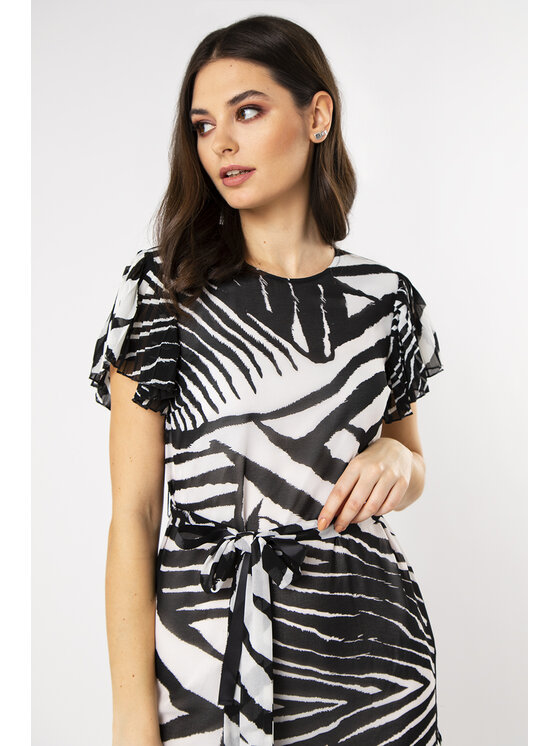 QUIOSQUE QUIOSQUE Každodenné šaty M90734 Farebná Regular Fit
