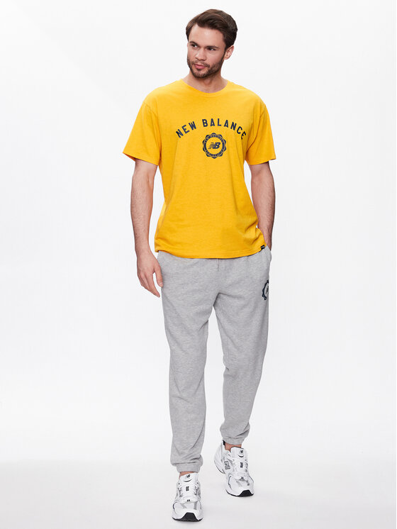 New Balance New Balance T-shirt Sport Seasonal Graphic MT31904 Žuta Relaxed Fit