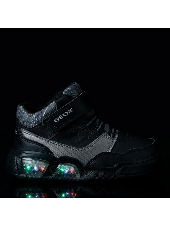 Geox Geox Sneakersy J Illuminus Boy J36GVB 05411 C0005 M Czarny