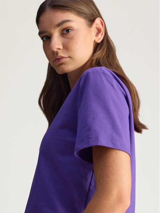 adidas by Stella McCartney adidas by Stella McCartney Koszulka techniczna 82487 Fioletowy Regular Fit